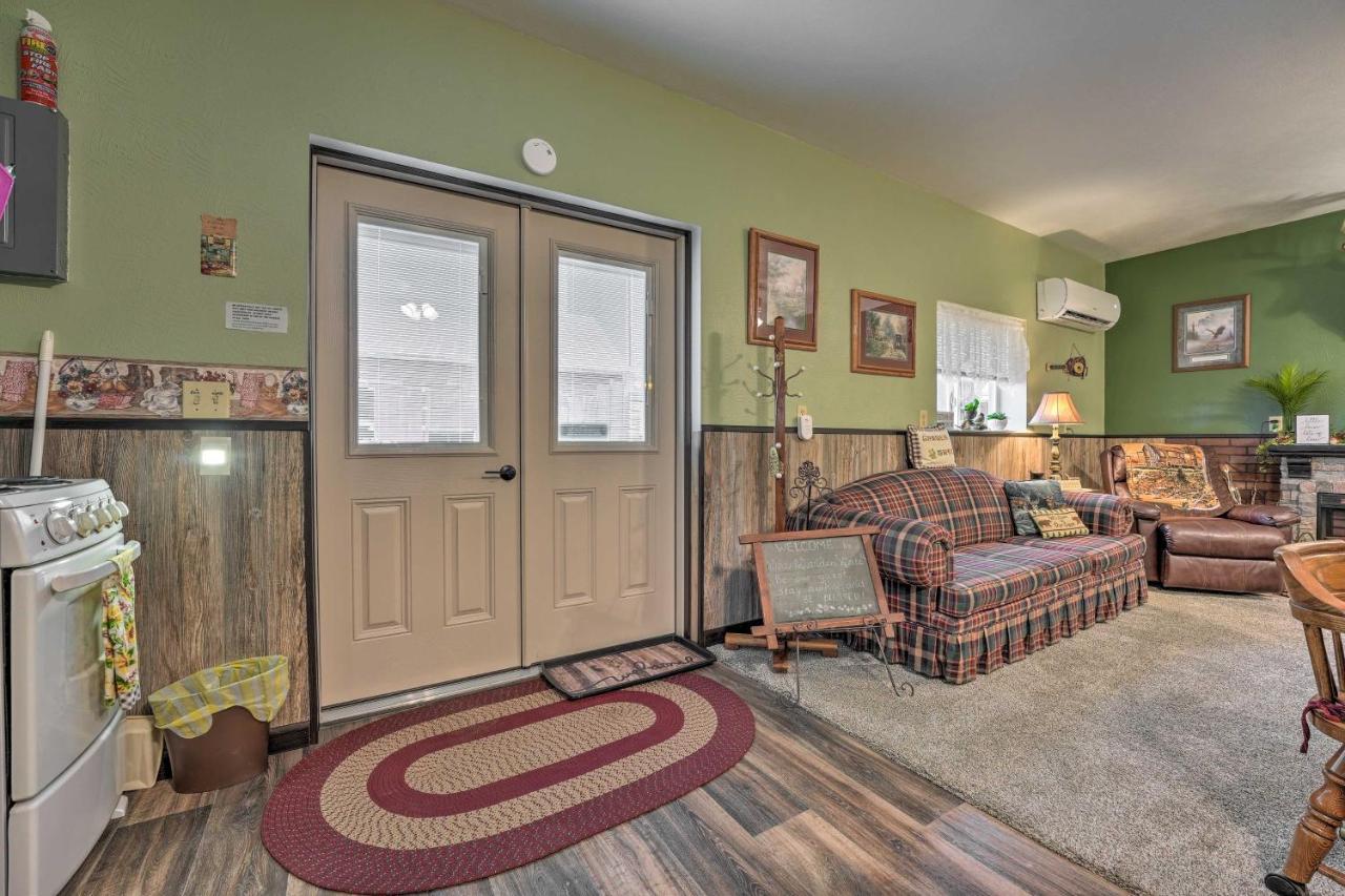Cozy Goshen Studio Unique Farm Stay! Exteriör bild